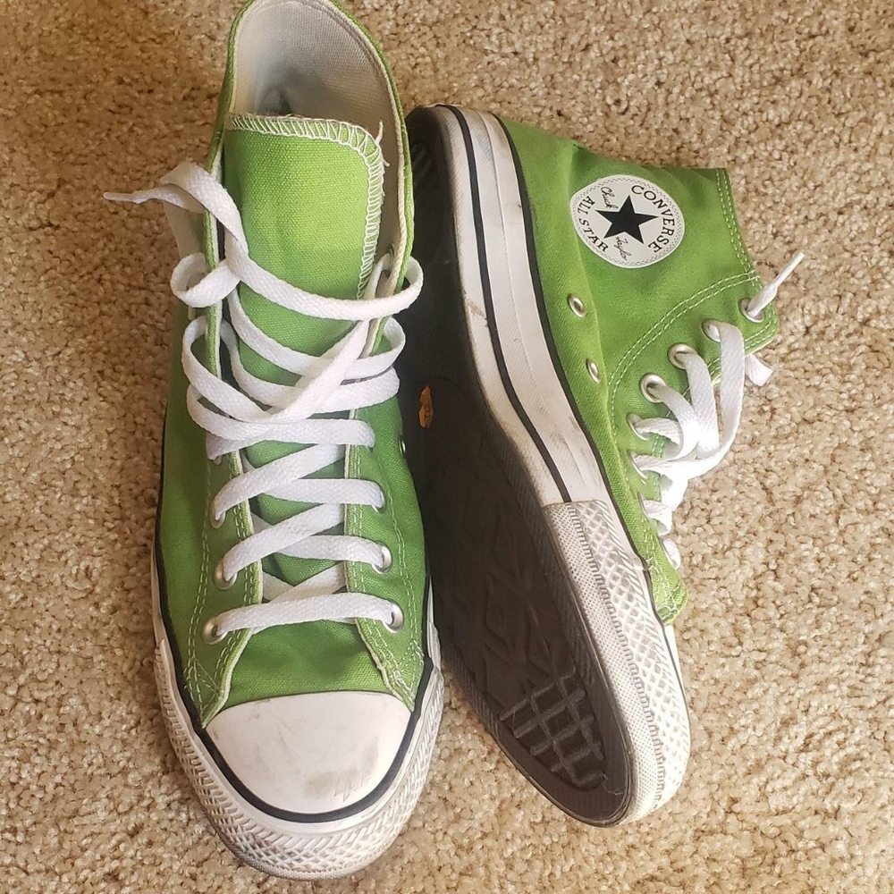 Converse chuck taylors